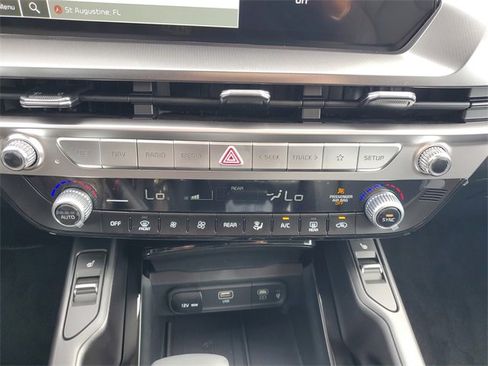 New 2025 Kia Telluride S image 35