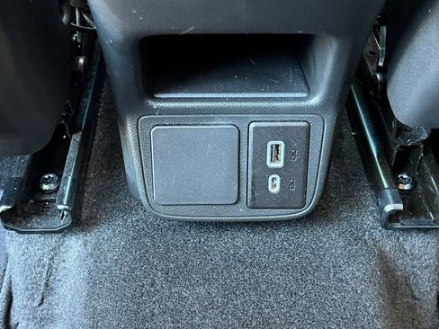 Used 2024 Buick Encore GX Preferred w/ Comfort Package AWD/4WD image 33