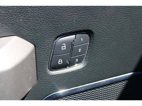 Used 2015 Ford F150 Platinum w/ Technology Package image 21