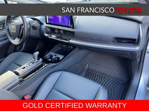 Certified 2024 Toyota Prius XLE image 23