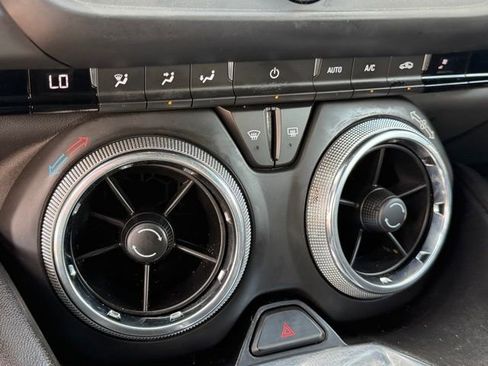 Used 2020 Chevrolet Camaro LT RWD image 18