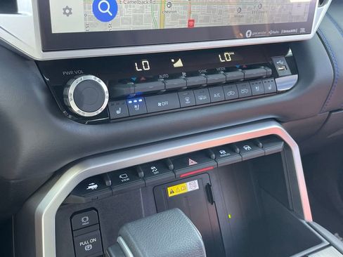 Used 2023 Toyota Tundra Platinum w/ Advanced Package image 7