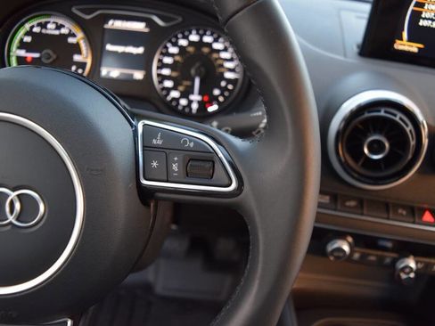 Used 2016 Audi A3 e-tron Premium image 67
