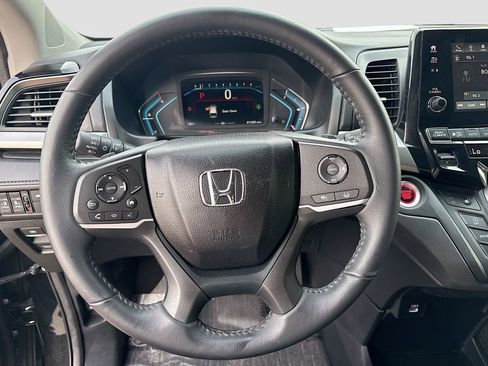 Used 2024 Honda Odyssey EX-L image 11