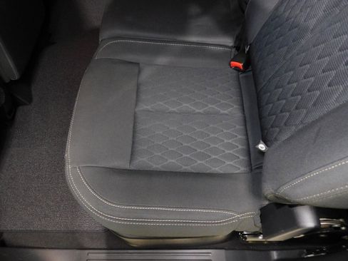 Used 2017 Nissan Titan SV image 67