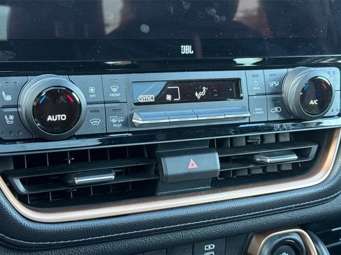 Certified 2024 Toyota Grand Highlander MAX Limited image 20