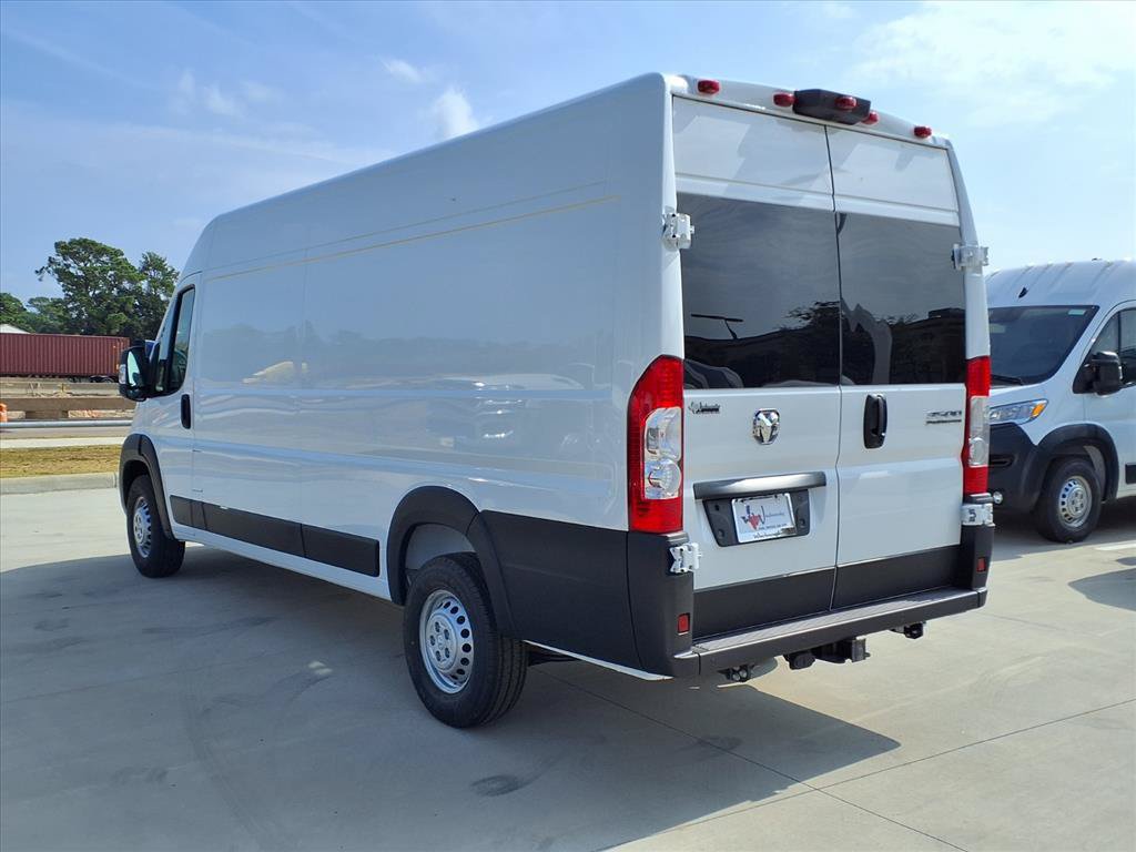 New 2026 RAM ProMaster 3500 w/ Convenience Group FWD image 3