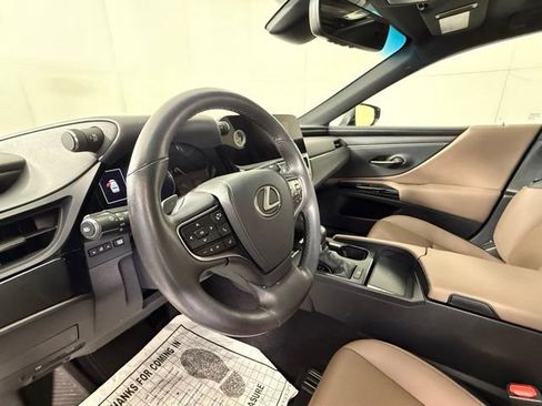 Used 2023 Lexus ES 350 w/ Premium Package FWD image 18