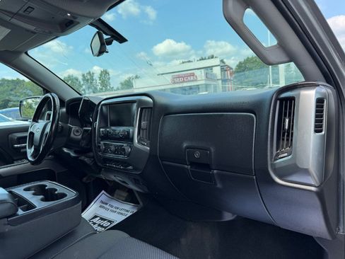 Used 2017 Chevrolet Silverado 1500 LT w/ True North Edition AWD/4WD image 19