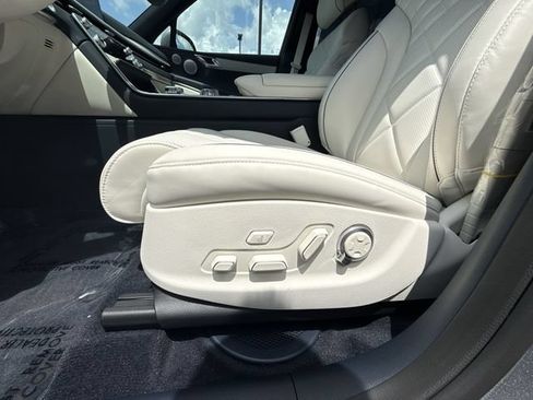 New 2026 Genesis GV80 3.5T Prestige AWD/4WD image 12
