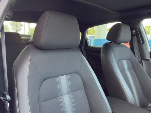 Used 2025 Honda Civic Sport image 9