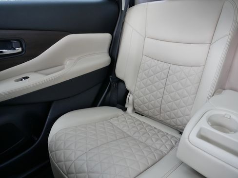 Certified 2024 Nissan Murano Platinum w/ Cargo Package image 12