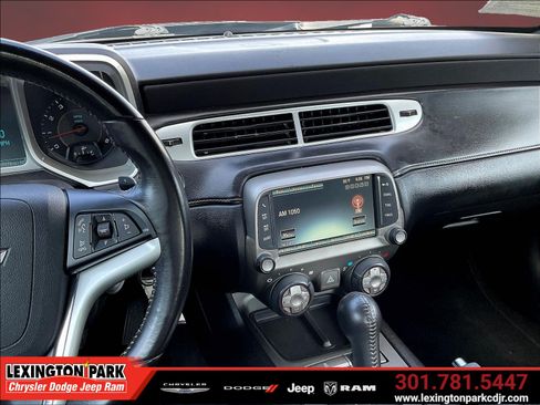 Used 2013 Chevrolet Camaro LT RWD image 9