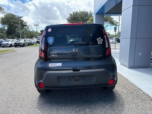 Used 2014 Kia Soul + FWD image 5