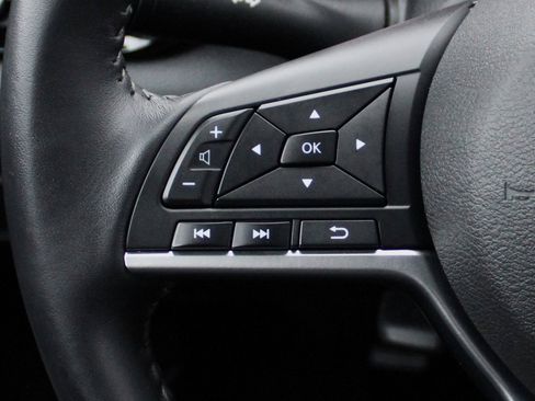 Certified 2021 Nissan Sentra SV image 28