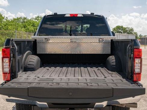 Certified 2021 Ford F250 Lariat w/ Lariat Ultimate Package AWD/4WD image 28