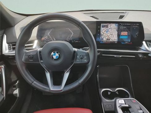Used 2023 BMW X1 xDrive28i AWD/4WD image 10