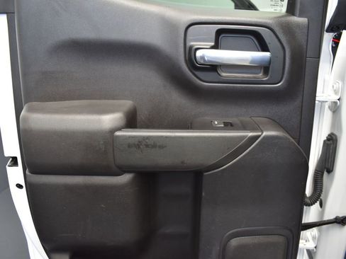 Used 2022 Chevrolet Silverado 1500 LT image 17