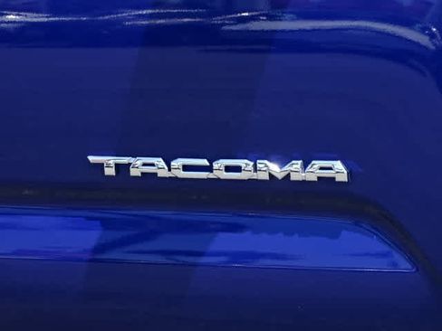 Certified 2023 Toyota Tacoma TRD Off-Road w/ TRD Premium Off Road Package AWD/4WD image 8