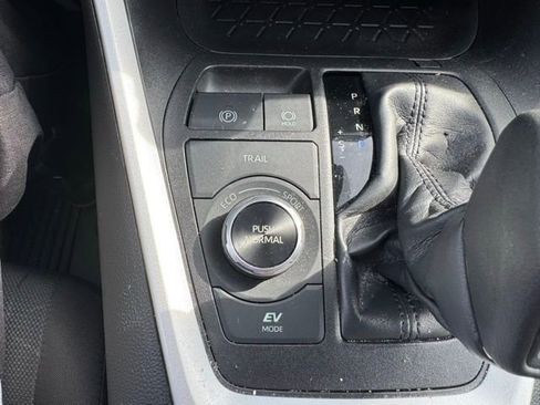 Used 2023 Toyota RAV4 XLE w/ XLE Grade Weather Package image 27