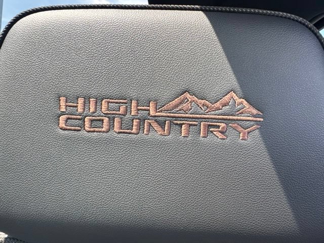 New 2026 Chevrolet Tahoe High Country AWD/4WD image 28