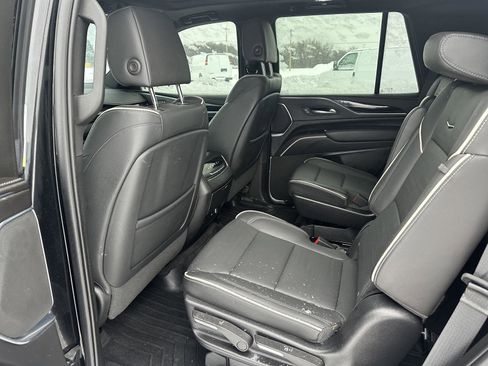 Used 2023 Cadillac Escalade Sport image 11