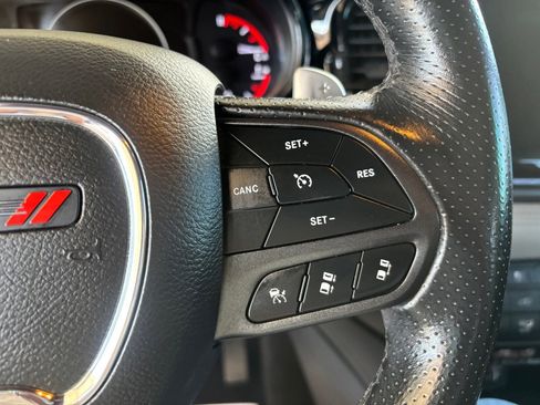 Used 2021 Dodge Durango R/T w/ Technology Group image 9