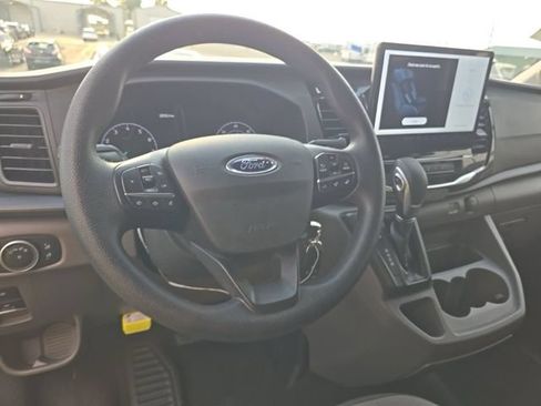 Used 2025 Ford Transit 350 XLT RWD image 12
