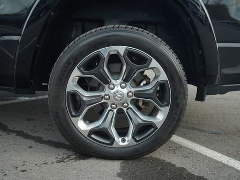 Used 2022 RAM 1500 Limited image 40