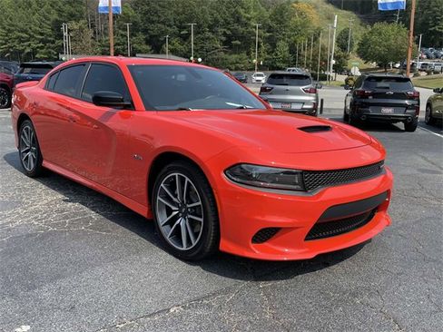 Used 2023 Dodge Charger R/T w/ Cold Weather Package image 6