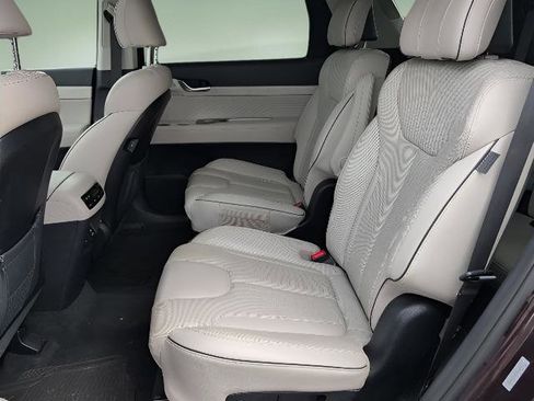 Used 2024 Hyundai Palisade Calligraphy FWD image 17