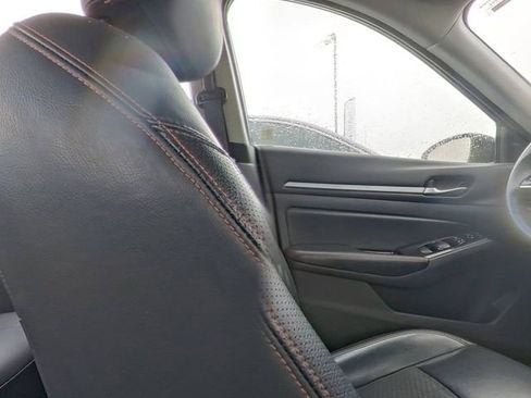 Used 2024 Nissan Altima 2.5 SR FWD image 26