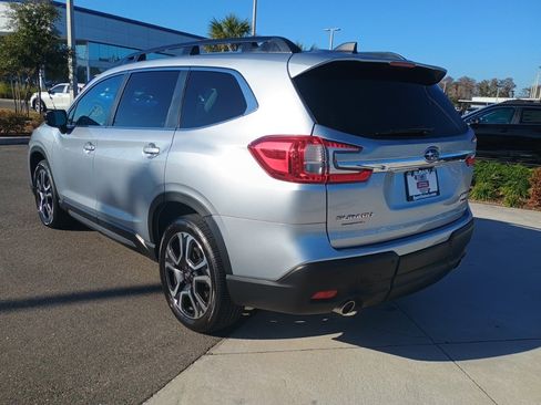 Certified 2025 Subaru Ascent Limited w/ Popular Package #2 image 7