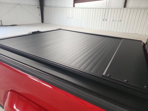 Used 2022 Jeep Gladiator Sport image 17