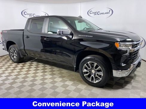 Used 2023 Chevrolet Silverado 1500 LT AWD/4WD image 9