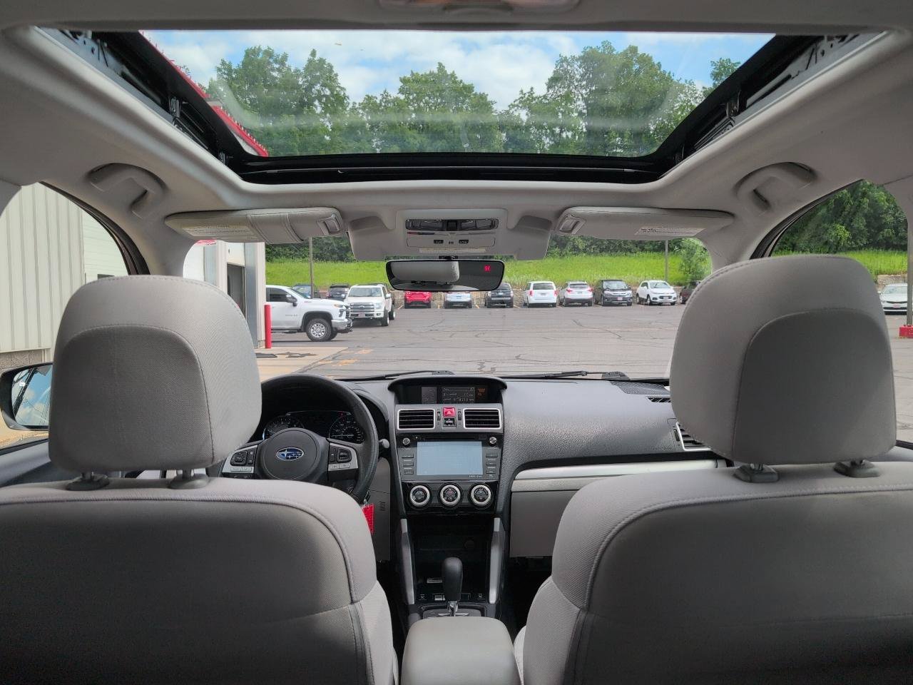 Used 2017 Subaru Forester 2.5i Premium AWD/4WD image 14