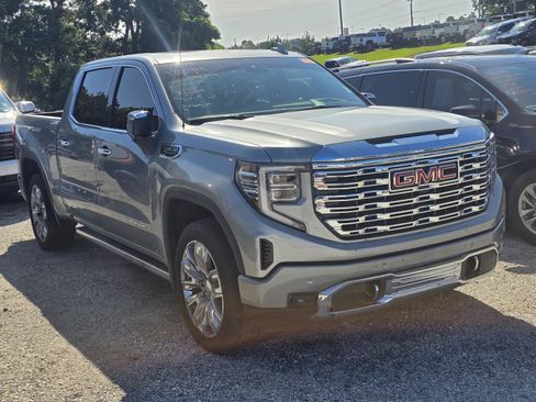 Used 2026 GMC Sierra 1500 Denali AWD/4WD image 3