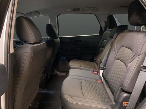 New 2026 Nissan Pathfinder SV image 26