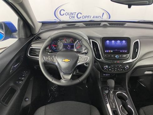 Used 2024 Chevrolet Equinox LT AWD/4WD image 14