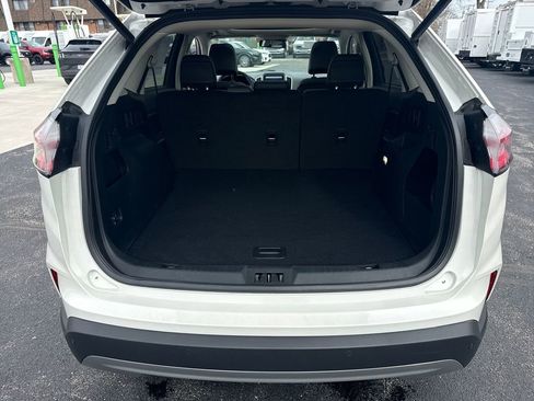 Used 2024 Ford Edge SEL w/ Convenience Package image 12