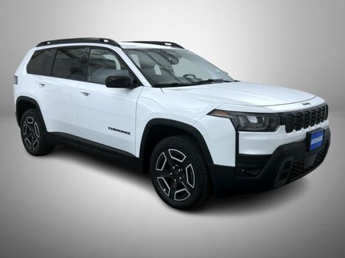 New 2026 Jeep Cherokee Laredo image 3