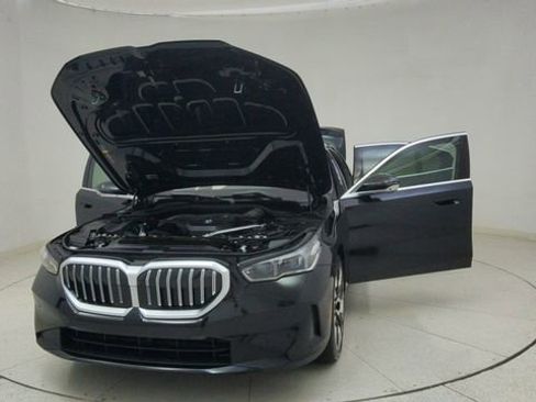 Used 2026 BMW 530i image 75