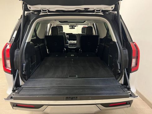 Used 2025 Ford Expedition Max Platinum AWD/4WD image 21