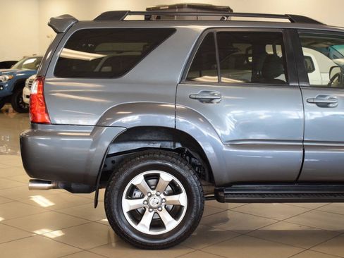Used 2007 Toyota 4Runner Limited AWD/4WD image 32