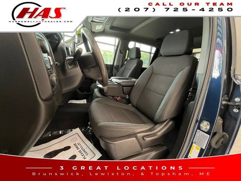 Used 2022 Chevrolet Silverado 2500 Custom w/ Custom Convenience Package AWD/4WD image 10