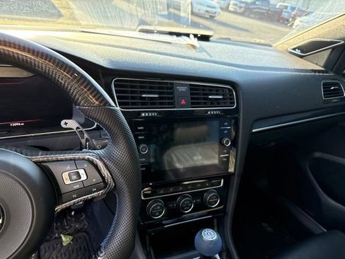 Used 2019 Volkswagen Golf R 4-Door AWD/4WD image 8