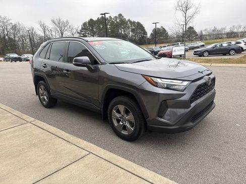 Used 2024 Toyota RAV4 XLE w/ Convenience Package image 6