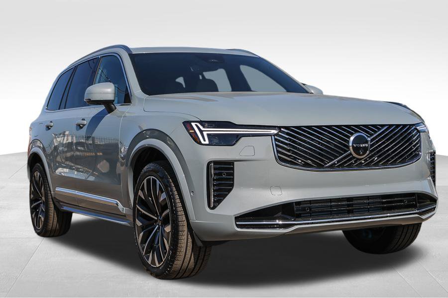 New 2026 Volvo XC90 T8 Plus w/ Protection Package AWD/4WD image 3