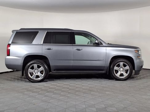 Used 2020 Chevrolet Tahoe LT w/ Luxury Package RWD image 34