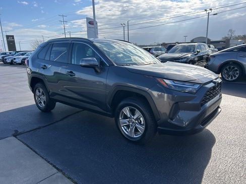 Used 2024 Toyota RAV4 XLE image 20